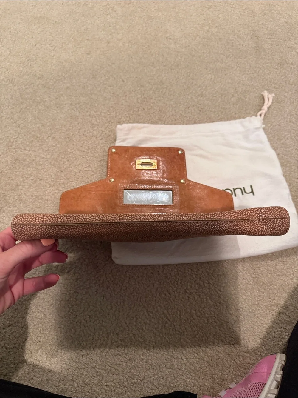 Alexis Hudson stylish bronze